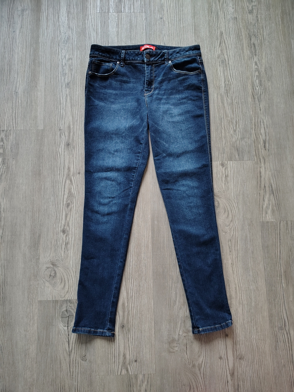 Astor Denim Women's Mid Rise Dark Wash Stretch Skinny Jeans Size 11 Y2K 2000's